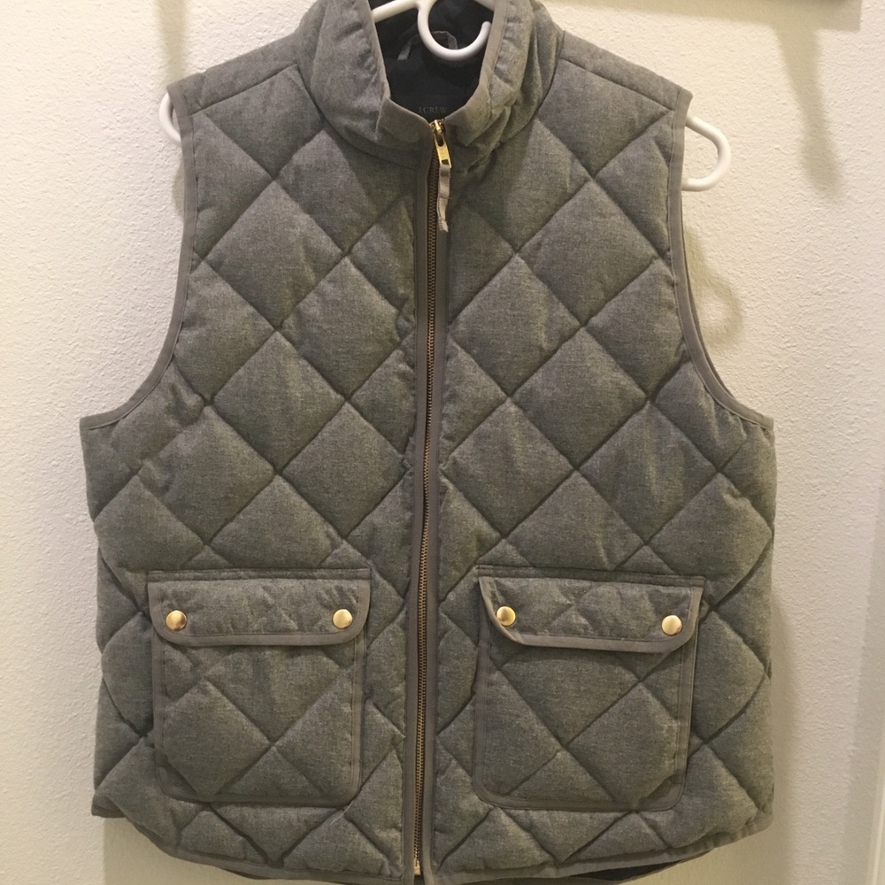 J Crew Quitted Vest-Gray-Size Large-worn once